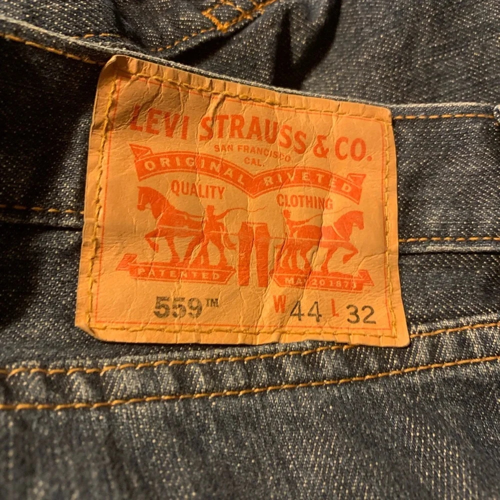 Men LEVI’S 559 Wide Leg Relaxed Jeans